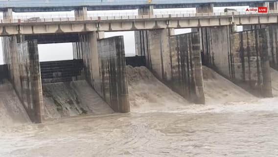 Hathnikund Barrage: बारिश के बाद हथनीकुण्ड बैराज के 10 गेट खोले गए, कब तक दिल्ली पहुंचेगा पानी? Hathnikund Barrage: बारिश के बाद हथनीकुण्ड बैराज के 10 गेट खोले गए, कब तक दिल्ली पहुंचेगा पानी?