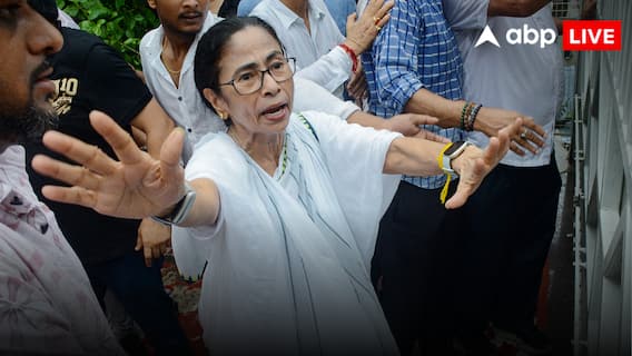 TMC Crisis: 'लोग ईंट-पत्थर नहीं फेंक रहे...', बंगाल में अंडा अटैक की घटनाओं पर बोली BJP, हाईकोर्ट पहुंचा मामला TMC Crisis: 'लोग ईंट-पत्थर नहीं फेंक रहे...', बंगाल में अंडा अटैक की घटनाओं पर बोली BJP, हाईकोर्ट पहुंचा मामला