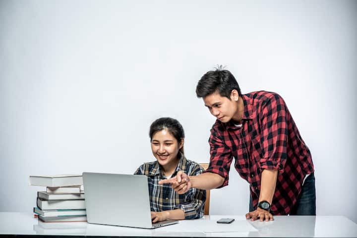 First of all go to the National Scholarship Portal and do OTR. After this, login and fill the PM Yashasvi Scholarship form, upload the necessary documents and submit the application. After completing the application, keep its receipt safe with you.