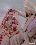'बिग बॉस ओटीटी 2' फेम पलक पुरसवानी ने रचाई शादी, महादेव की मूर्ति के सामने लिए फेरे, देखें तस्वीरें