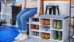 Vastu Tips: घर के बाहर रखा शू रैक बन सकता है परेशानियों की वजह? जानिए वास्तु के सही नियम