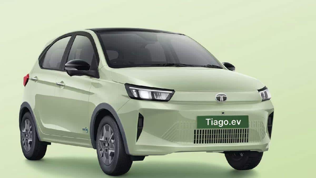 Tata Tiago: பட்ஜெட்டில் பாதுகாப்பான EV கார் - 285KM ரேஞ்ச், 4 ஸ்டார் ரேட்டிங் - ரூ.4500 போதும், EMI விவரங்கள்