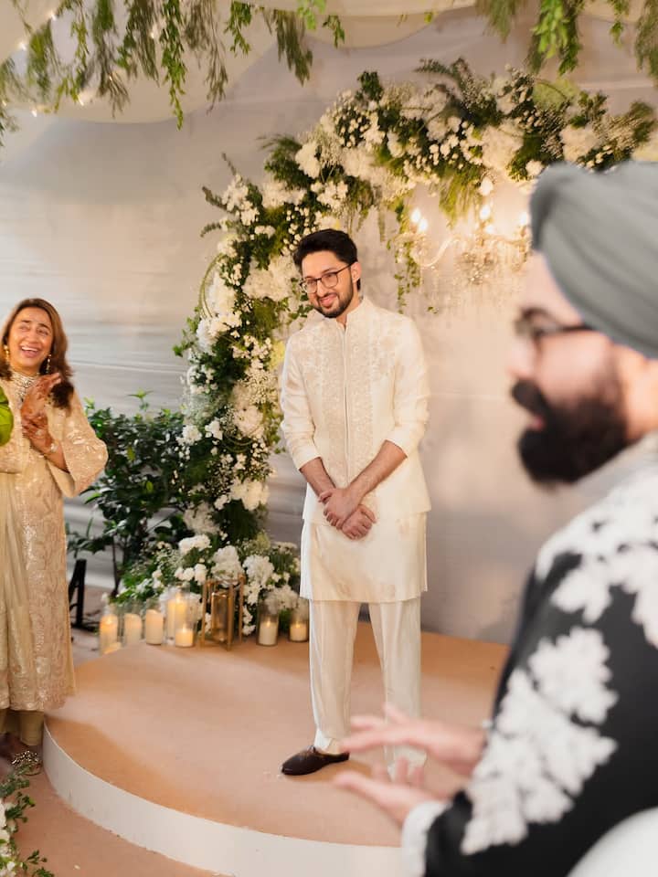 The most special thing about the marriage of Akanksha and Sharan was that they got married on the same date i.e. 11th July, the day on which their relationship started. Actually, exactly 4 years ago on this date both of them started dating each other.