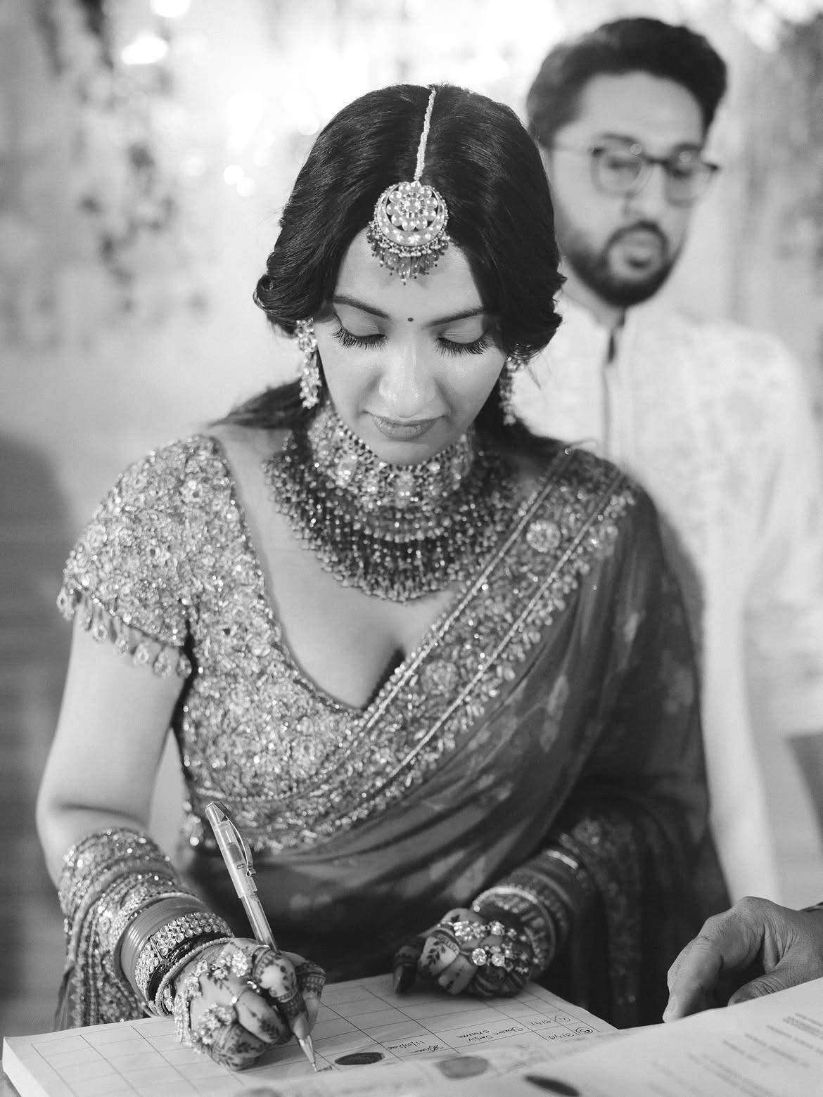 According to media reports, Akanksha and Sharan are going to host a grand reception party in Mumbai on July 12, in which many big names of Bollywood are expected to attend.