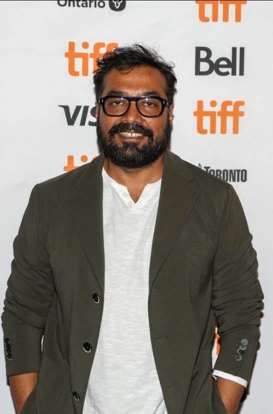 मशहूर फिल्म निर्देशक अनुराग बसु ने भी बच्चों के साथ होने वाले यौन शोषण के मुद्दे पर खुलकर बात की है. एक इंटरव्यू में उन्होंने बताया था कि बचपन में उनके साथ भी एक करीबी शख्स ने दुर्व्यवहार करने की कोशिश की थी.
