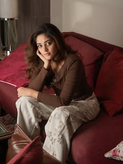 Deepshikha Chandran: దీప్శిఖా చంద్రన్ ఫోటోలు... మోడ్రన్ డ్రస్‌లో 'రమణీ కళ్యాణం' బ్యూటీ