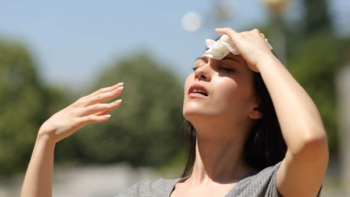 Extreme Heat May Be Fueling A Rise In Mental Health Hospitalisations, Study Finds