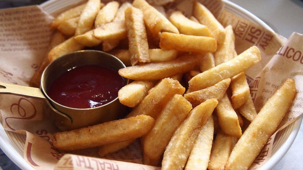 Are French Fries Really More Harmful Than Cigarettes? Oncologist Explains Hidden Health Risks