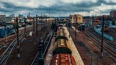 Indian Railways:  जंक्शन, स्टेशन, सेंट्रल और टर्मिनल के बीच क्या होता है अंतर? आज मिल जाएंगे सभी सवालों के जवाब