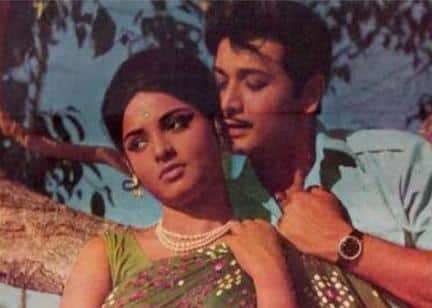 Bollywood Actor Struggle Life: बॉलिवूडचा 'किंग ऑफ रोमांस', सलमान-शाहरुखपेक्षाही खतरनाक स्वॅग, परवानगीशिवाय रेखाला केलेलं किस, अख्खी इंडस्ट्री हादरलेली