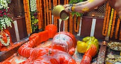 Hanuman Temple: बाढ़ नहीं, आशीर्वाद माना जाता है माँ गंगा का यह पावन स्पर्श