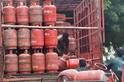 LPG Price Today : 14 ਜੁਲਾਈ ਨੂੰ ਗੈਸ ਸਿਲੰਡਰ ਦੇ ਰੇਟ ਬਦਲੇ ਜਾਂ ਨਹੀਂ? ਬੁਕਿੰਗ ਤੋਂ ਪਹਿਲਾਂ ਜਾਣੋ ਆਪਣੇ ਸ਼ਹਿਰ 'ਚ ਤਾਜ਼ਾ ਕੀਮਤ
