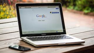 Laptop की भी होती है Expiry Date? जानिए कब होती है बदलने की जरूरत