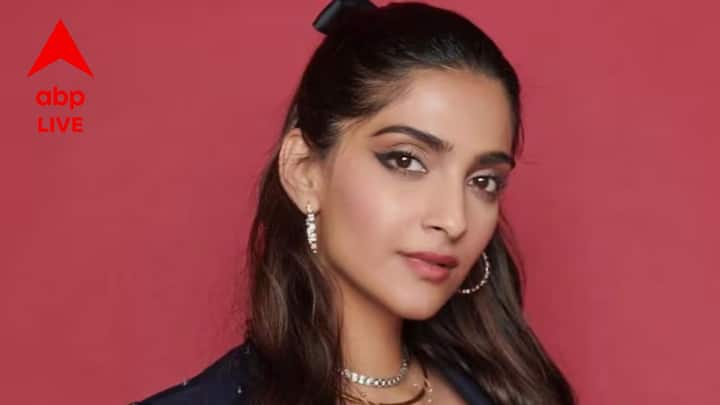 নিজের একটি সাক্ষাৎকারে, ছোটবেলায় তাঁর সঙ্গে ঘটে যাওয়া একটি তীক্ত অভিজ্ঞতার কথা শেয়ার করে নিয়েছেন, সোনম কপূর (Sonam Kapoor) ও। তিনি জানিয়েছিলেন তাঁর বয়স যখন মাত্র ১৩ কি ১৪, তখন থিয়েটারের এক ব্যক্তি তাঁর সঙ্গে অশ্লীল আচরণ করেছিল।