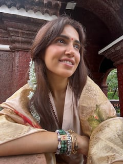 37 साल की हुईं भूमि पेडनेकर, बर्थडे पर कुलदेवी के किए दर्शन, तस्वीरें शेयर कर दिखाई झलक