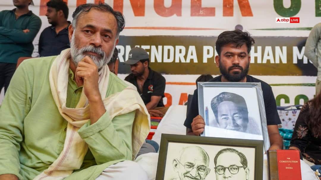 Yogendra Yadav administered five oaths amid preparations for Parliament march, video surfaced