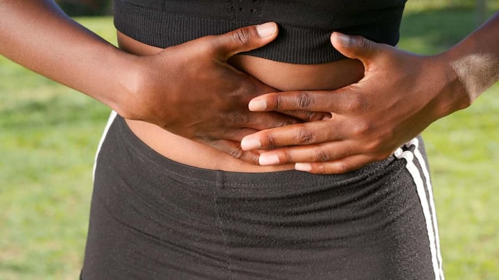 If you improve these five habits, i.e. eat food slowly and thoroughly, do not drink too much water between meals, do not lie down immediately after eating, reduce heavy and fried food, and develop the habit of eating peacefully, then you can get a lot of relief from the problem of gas and flatulence. Still, if this problem is happening again and again or seems more serious, then do not ignore it and definitely consult a doctor, because sometimes it can also be a sign of some other internal problem.