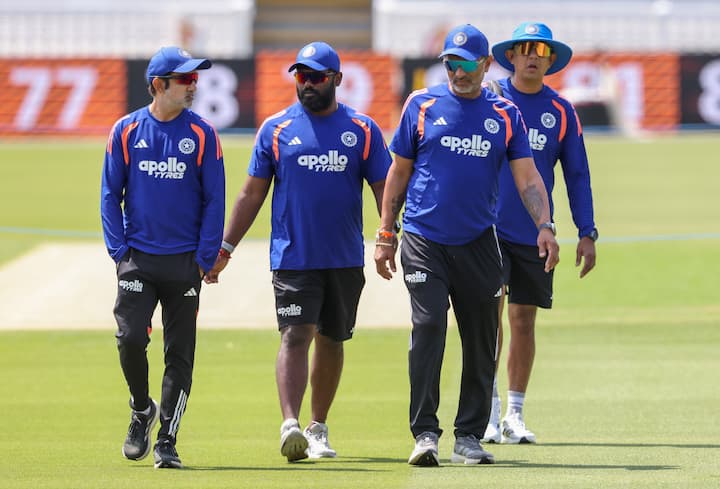 সপ্তাহান্তে সিরিজ় নির্ণায়ক তৃতীয় ওয়ান ডে ম্য়াচে ইংল্যান্ডের বিরুদ্ধে খেলতে নামবে ভারতীয় দল। আইকনিক লর্ডসে আয়োজিত হবে সেই ম্যাচ।