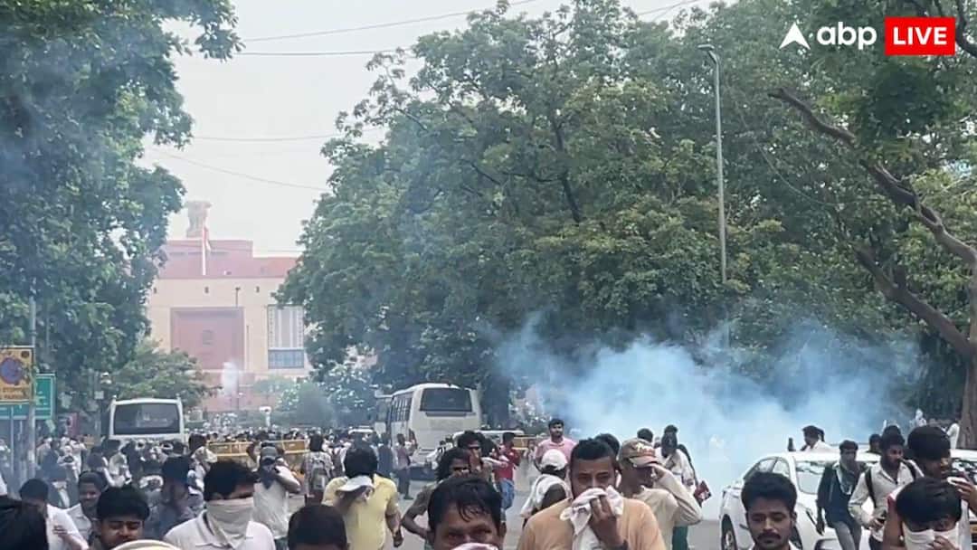 ‘क्या यह कोई युद्ध का इलाका है?’, पुलिस ने प्रदर्शनकारियों पर आंसू गैस के गोले दागे तो CJP ने उठाए सवाल