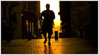 Benefits Of Walk After Dinner: రాత్రి తిన్న తర్వాత 10 నిమిషాలు నడిస్తే జరిగే మేలేంటి? ఎలా వాక్ చేస్తే మంచిది?