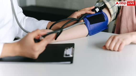 Regular Health Checkup: क्या आप भी बीमार होने पर ही जाते हैं डॉक्टर के पास? जान लें रेगुलर हेल्थ चेकअप के फायदे Regular Health Checkup: क्या आप भी बीमार होने पर ही जाते हैं डॉक्टर के पास? जान लें रेगुलर हेल्थ चेकअप के फायदे