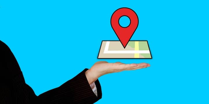अब सर्च बॉक्स में अपने घर का पता लिखें और सर्च करें. रिजल्ट में दिखाई देने वाली अपने घर की फोटो पर क्लिक करें ताकि Street View खुल जाए. अब स्क्रीन के नीचे दाईं ओर मौजूद Report a Problem ऑप्शन पर क्लिक करें. अब आप जिस हिस्से को Blur करना चाहते हैं उसे चुनें.