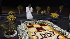 Ajit Pawar Birth Anniversary : दादा... काळीज पिळवटून निघतंय, सगळंच पोरकं झालंय; अजित दादांच्या जयंतीदिनी सुनेत्रा पवारांची भावनिक पोस्ट, स्मृतिस्थळी जाऊन अभिवादन