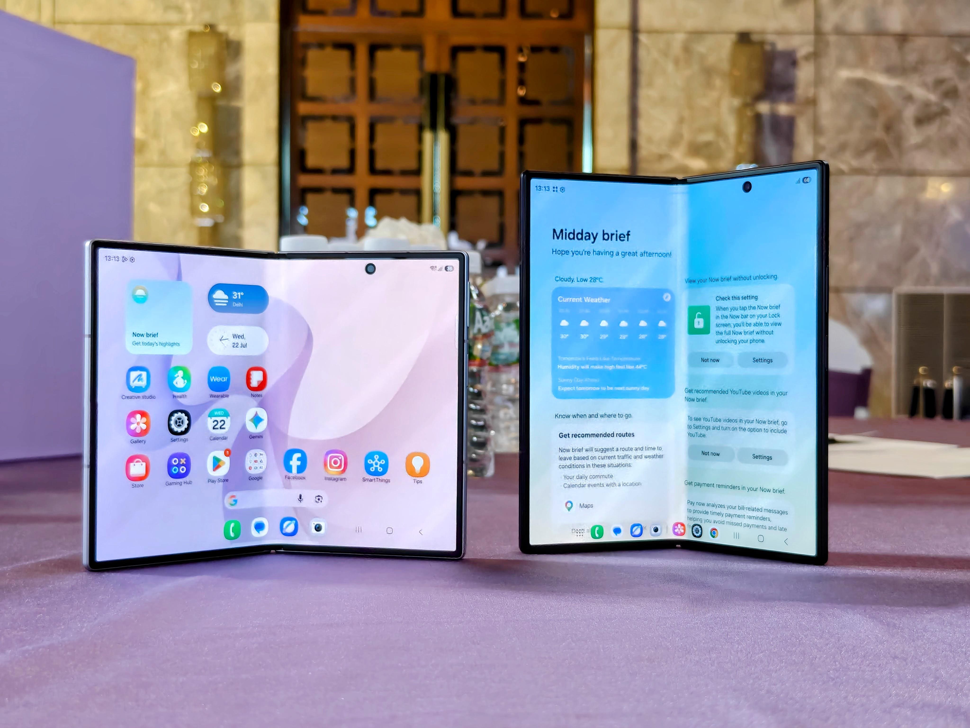 Samsung Galaxy Z Fold 8 Ultra Vs Galaxy Z Fold 8: Go Big Or Go Small? You'll Be A Winner No Matter What