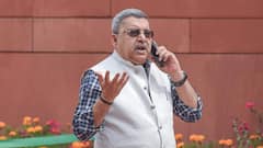 महिला सांसदों को कहे अपशब्द, कल्याण बनर्जी पर एक्शन, पूरे मानसून सत्र के लिए किए गए निलंबित