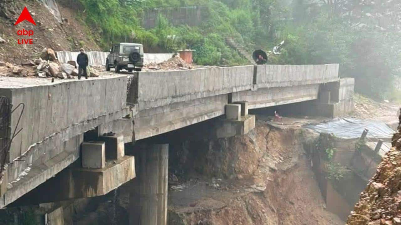 Sikkim Tunnel Accident: সিকিমের নামচিতে ভয়াবহ টানেল বিপর্যয়, একদিকে অতিবৃষ্টির জেরে ধস, অন্যদিকে বিষাক্ত মিথেন গ্যাস লিকের আশঙ্কা, ক্রমশ বাড়ছে মৃতের সংখ্যা
