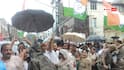 राहुल गांधी के खिलाफ जम्मू में कांग्रेस का दफ्तर घेरने पहुंचे BJP कार्यकर्ता, जमकर काटा बवाल