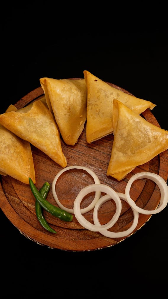 घर पर बनाएं बाजार जैसा खस्ता समोसा