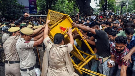 'Claims Are Misleading': Delhi Police Issues Clarification On NSA Rumours Targeting CJP Protesters