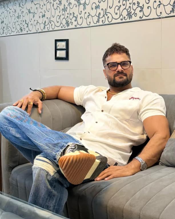 5000 गाने, 70 फिल्में, भोजपुरी सिनेमा के 'हिट मशीन' हैं खेसारी लाल यादव, नेटवर्थ से पॉलिटिक्स तक की डिटेल्स जानें