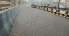 Surat Rain: સુરતમાં ધોધમાર વરસાદ, રિંગ રોડ ફ્લાયઓવર પર ઘૂંટણસમા પાણી, જુઓ તસવીરો