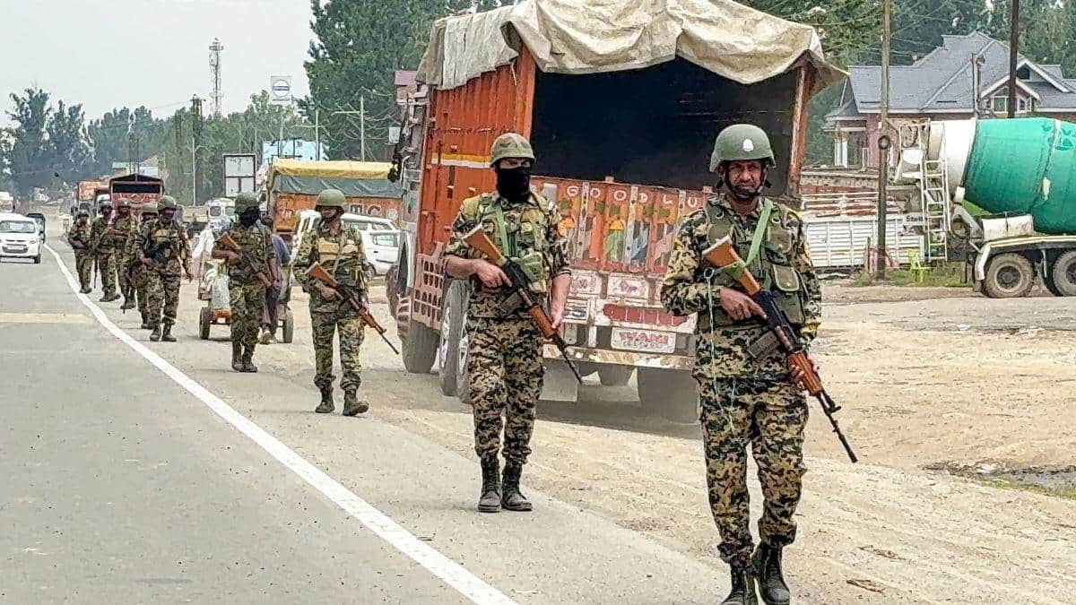BSF Jawan Opens Fire At West Bengal Camp, Kills Two Colleagues; One Critically Injured