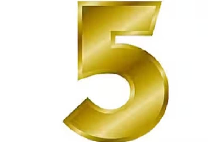 મૂલાંક 5:-નવી ઓળખાણ અને સારા સમાચાર મળી શકે છે. પ્રવાસ અથવા નવા આયોજન માટે દિવસ અનુકૂળ છે