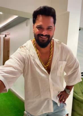 पवन सिंह Vs खेसारी लाल यादव: भोजपुरी का सबसे महंगा सिंगर कौन है? किसके पास हैं महंगी गाड़ी, कौन कितना अमीर?