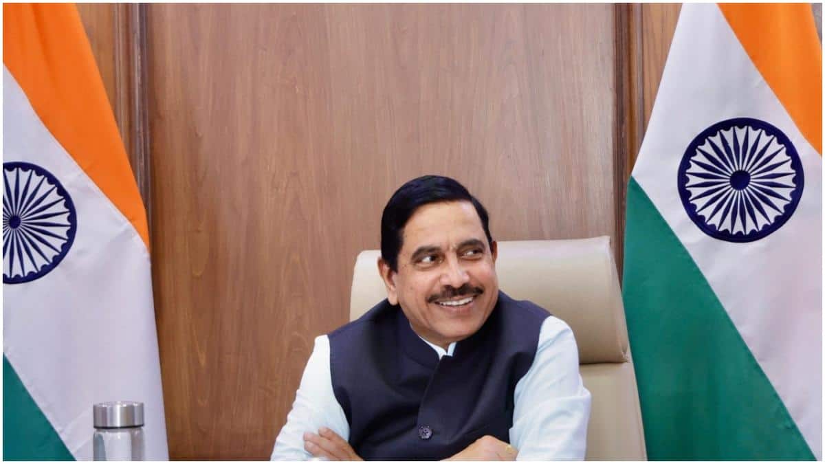 President Accepts Pradhan's Resignation. Who Will Head Education Ministry?