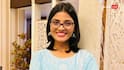 धर्मेंद्र प्रधान के इस्तीफे पर नेहा सिंह राठौर का तंज, बोलीं- 'अगला नंबर इथेनॉल वाले का...'