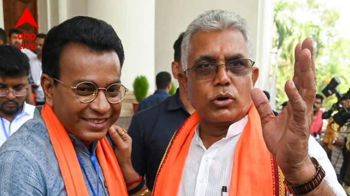 ওই সময়ে গ্রাম পঞ্চায়েতের সমস্ত ক্ষমতা ও দায়িত্ব প্রশাসকই পালন করবেন। প্রধান ও উপপ্রধানের অনুপস্থিতিতে টানা ২ মাস গ্রাম পঞ্চায়েতের বৈঠক না হলে, সংশ্লিষ্ট বিডিও-র অনুমতি নিয়ে পঞ্চায়েতের সচিব বৈঠক ডাকতে পারবেন।