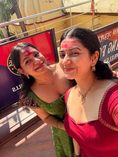K Sudha: కామాఖ్య టెంపుల్‌లో కె సుధ... పుట్టినరోజున గుడికి వెళ్ళిన బ్యూటీ