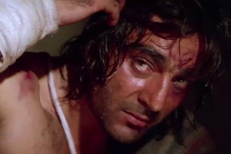 In the film 'Khalnayak' released in 1993, Sanjay Dutt played the role of a dreaded villain named Balram Prasad alias 'Ballu'. Now he will soon be seen creating havoc in 'Khalnayak Returns'. His first look from the film has also been revealed.