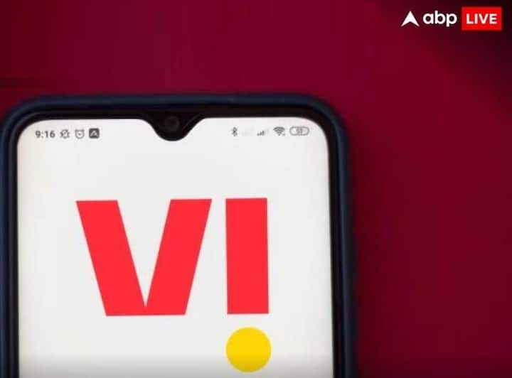 Vi 200 Plan: વોડાફોન આઈડિયા (Vi) એ એક નવો રિચાર્જ પ્લાન લોન્ચ કરીને ધમાલ મચાવી દીધી છે. કંપનીએ માત્ર ₹200 ની કિંમતનો એક નવો પ્લાન લોન્ચ કર્યો છે, જે ફક્ત 1-2 નહીં, પરંતુ 20 OTT પ્લેટફોર્મની ઍક્સેસ આપે છે. તેમાં Vi મૂવીઝ અને ટીવી પેક, લાઇવ ટીવી, હાઇ-સ્પીડ ડેટા, અનલિમિટેડ 5G ડેટા અને ઘણું બધું શામેલ છે. આનો અર્થ એ છે કે કંપનીએ એક જ રિચાર્જમાં ડેટા અને મનોરંજન માટે સંપૂર્ણ ઉકેલ પૂરો પાડ્યો છે. થોડા દિવસો પહેલા Jio એ ₹200માં સમાન એન્ટરટેઈમેન્ટપેક લોન્ચ કર્યો હતો, જે Vi નો નવો પ્લાન તેને ટક્કર આપી રહ્યો છે.