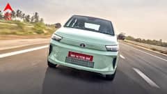 MG Motors Plug In Hybrid: ভারতে বাড়ছে ইলেকট্রিক গাড়ির চাহিদা, সেই ফাঁক পূরণে প্লাগ ইন হাইব্রিড নিয়ে আসছে এমজি