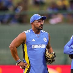 India Coaching Staff News : एक-दोन नाही... तब्बल 10 कॅच सुटले! अखेर टीम इंडियाने घेतला मोठा निर्णय, फील्डिंग कोच बाहेर, आता नवा गुरु कोण?
