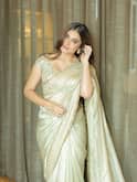 Rasha Thadani : శ్రీనివాస మంగాపురం రిలీజ్ - ఫ్యాన్స్‌తో రషా తడానీ... టాలీవుడ్ బ్యూటీ క్యూట్ లుక్