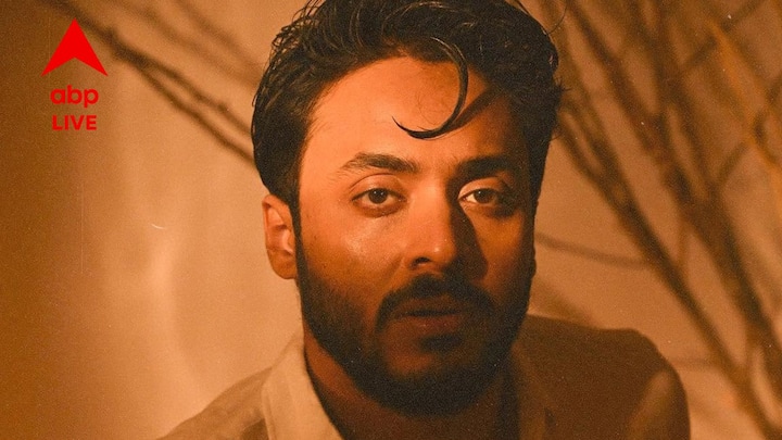 সোহম বলছেন, গত কয়েক মাসে তিনি বুঝতে পেরেছেন যে, জীবনে কিছু কিছু মানুষের জীবনে থাকা ভীষণ জরুরি। এই সমস্ত মানুষদের নিয়েই জীবন সম্পূর্ণ হয়।