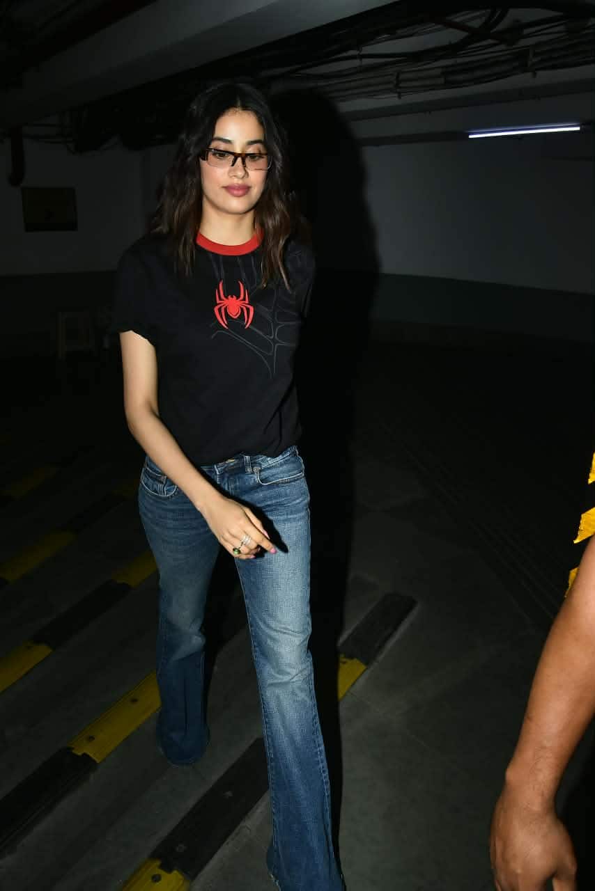 From Jhanvi Kapoor to Avneet Kaur, everyone graced the screening of 'Spider-Man'.