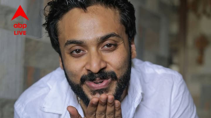 সোহম আরও লিখেছেন, কঠিন সময়ে তিনি পাশে পেয়েছেন তাঁর মাকে। 'মা'-কে পৃথিবী বলে উল্লেখ করেছেন অভিনে। ধন্যবাদ জানিয়েছেন সবাইকে যাঁরা কঠিন সময়ে সোহমের পাশে থেকেছেন।